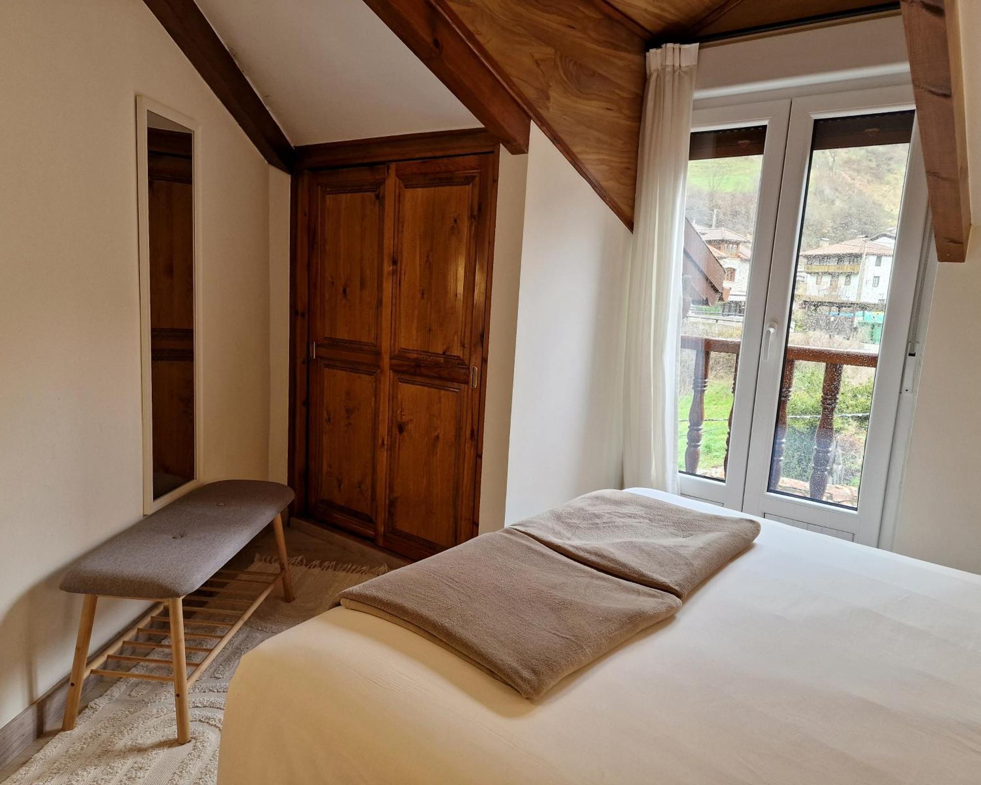 Hostal Remona Espinama Extérieur photo