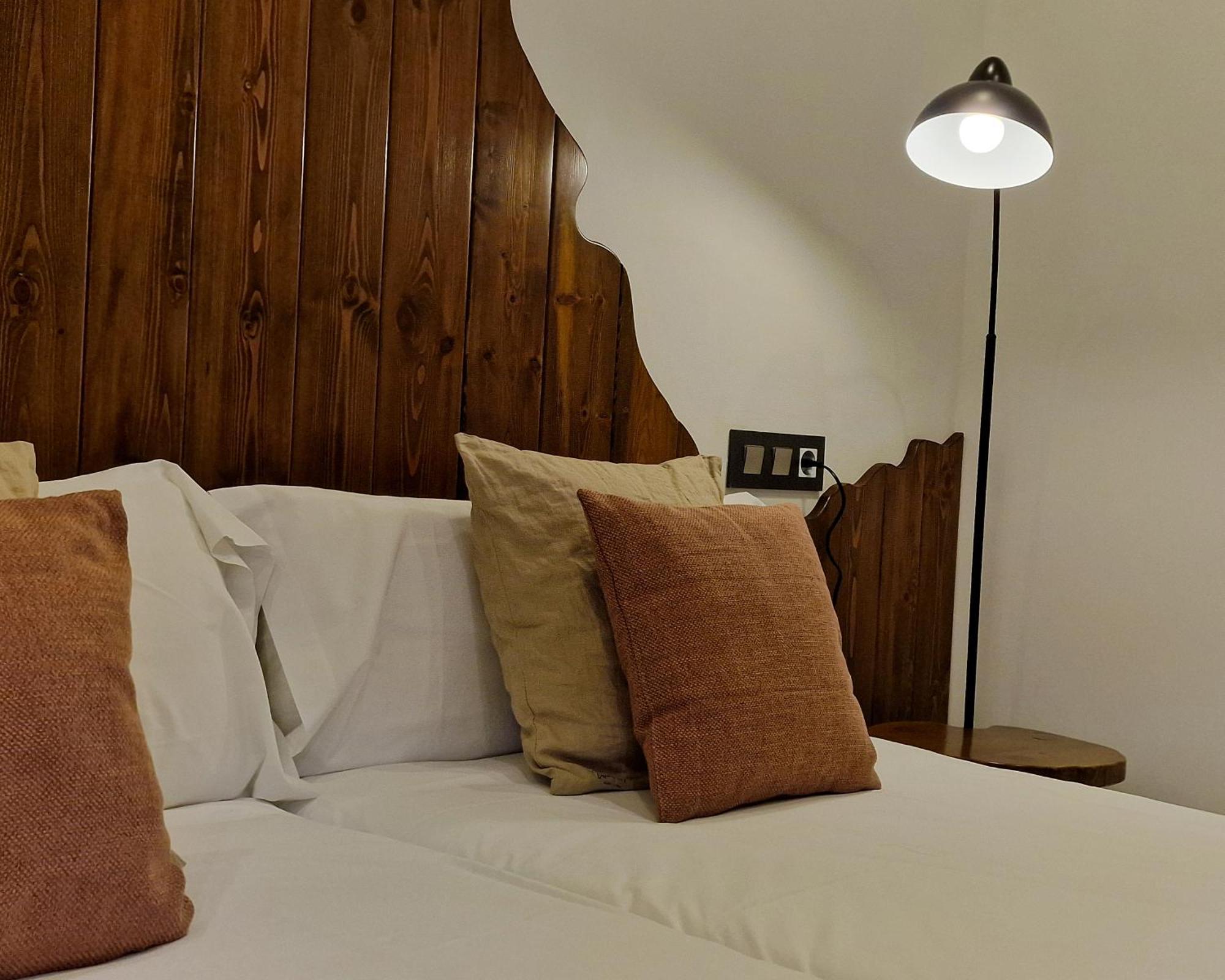 Hostal Remona Espinama Extérieur photo